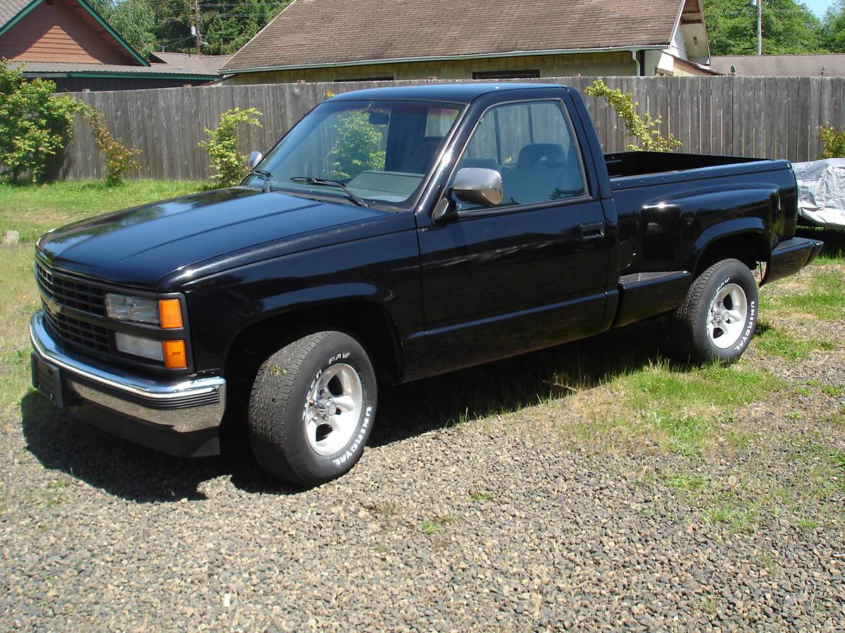 Chev-truck-1990-black