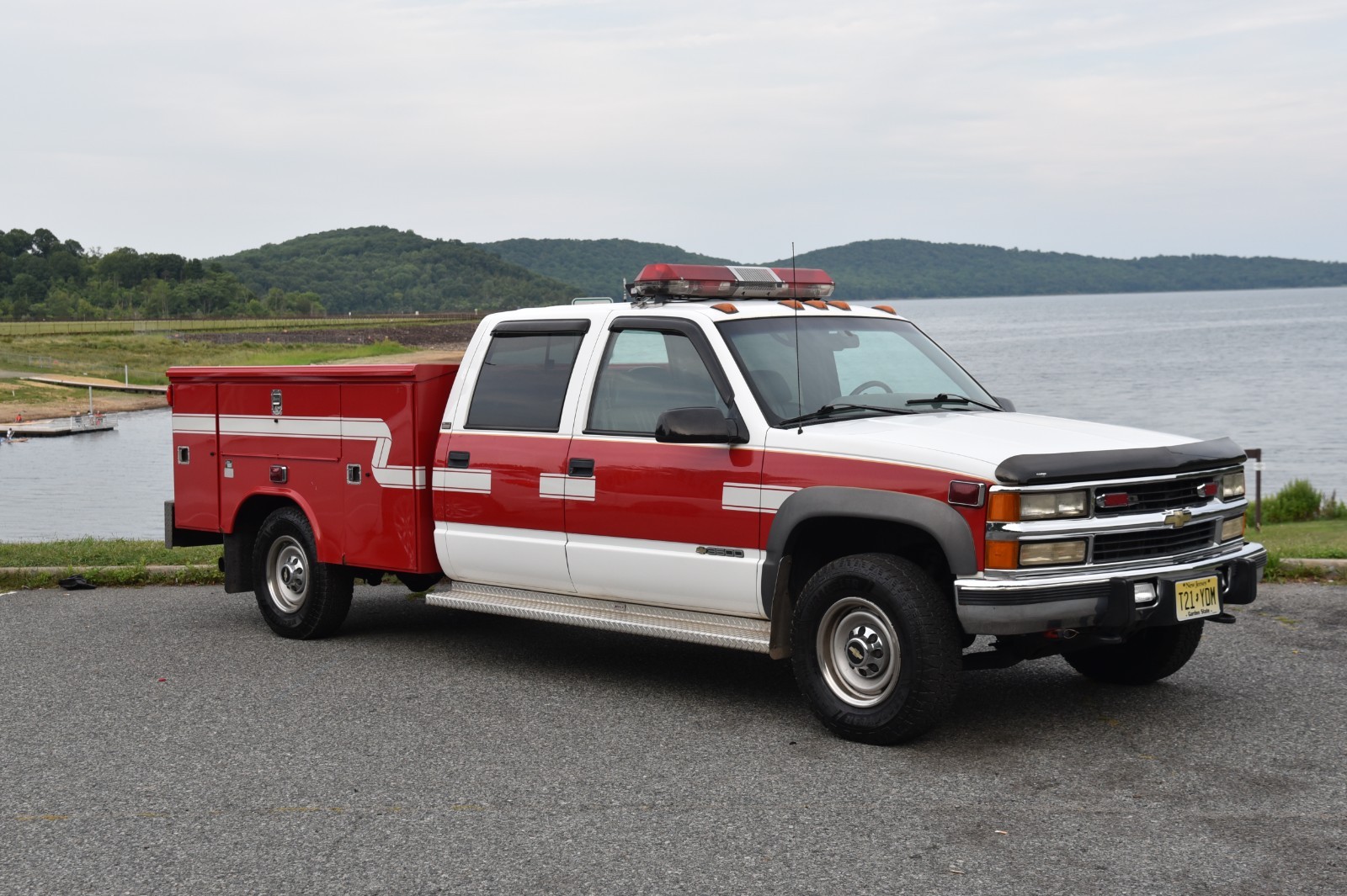Chevrolet-1-Ton-Pickup-1996-Crew-Cab-Pickup-Gray