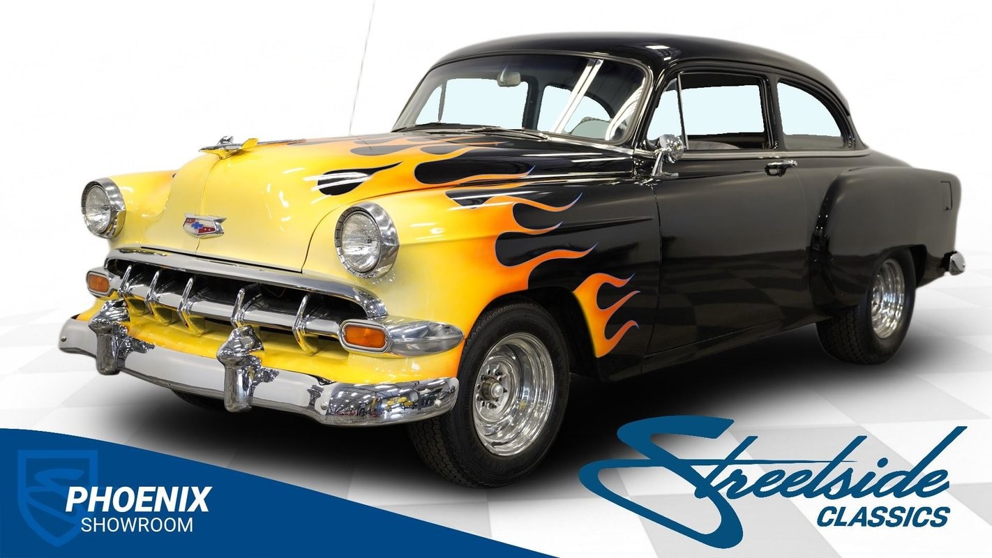 Chevrolet-150-1954-Sedan-Silver