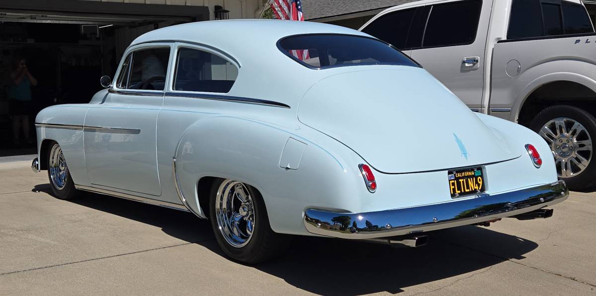 Chevrolet-1949-Blue