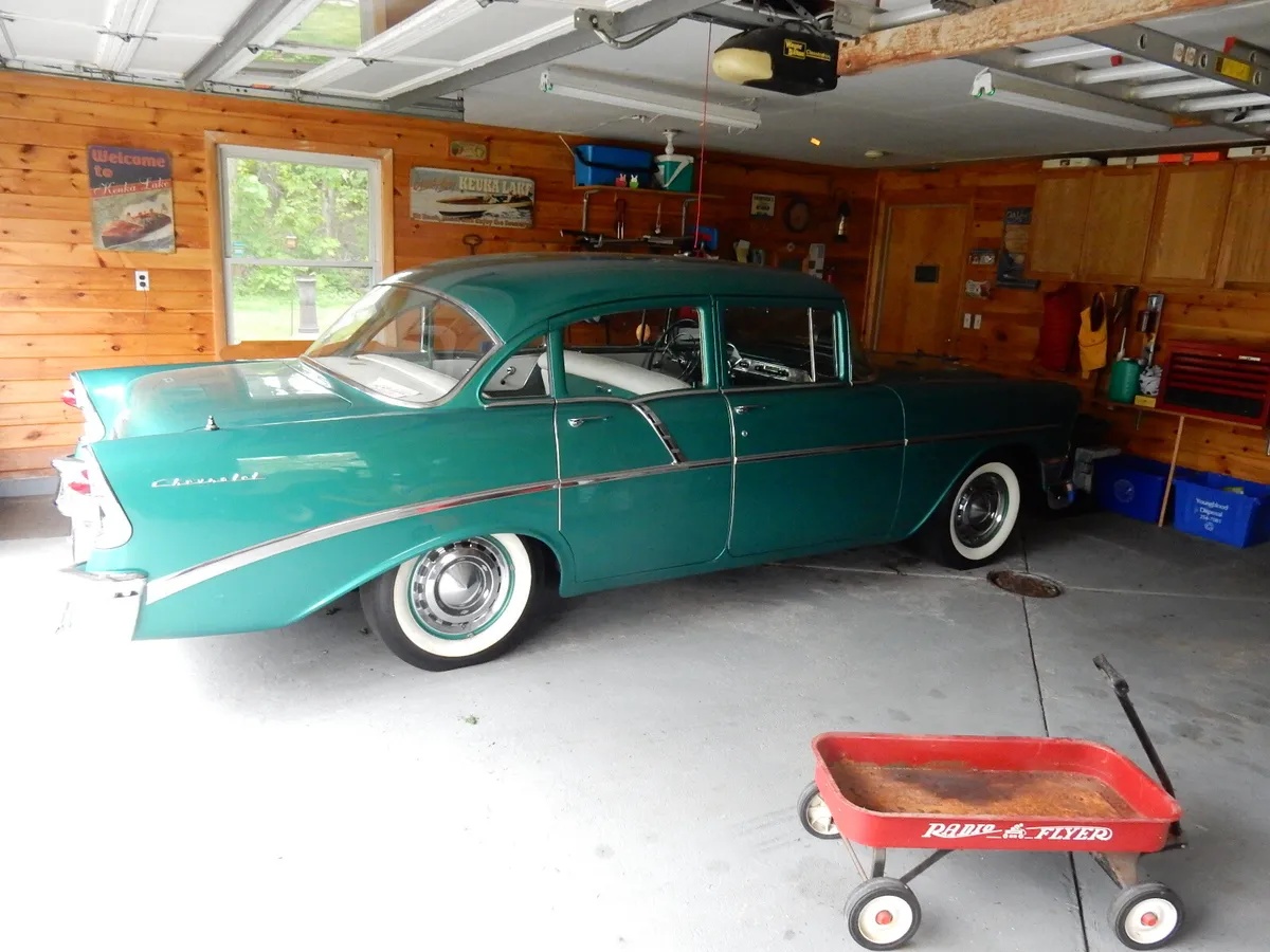 Chevrolet-210-1956-Green-Green-amp-White