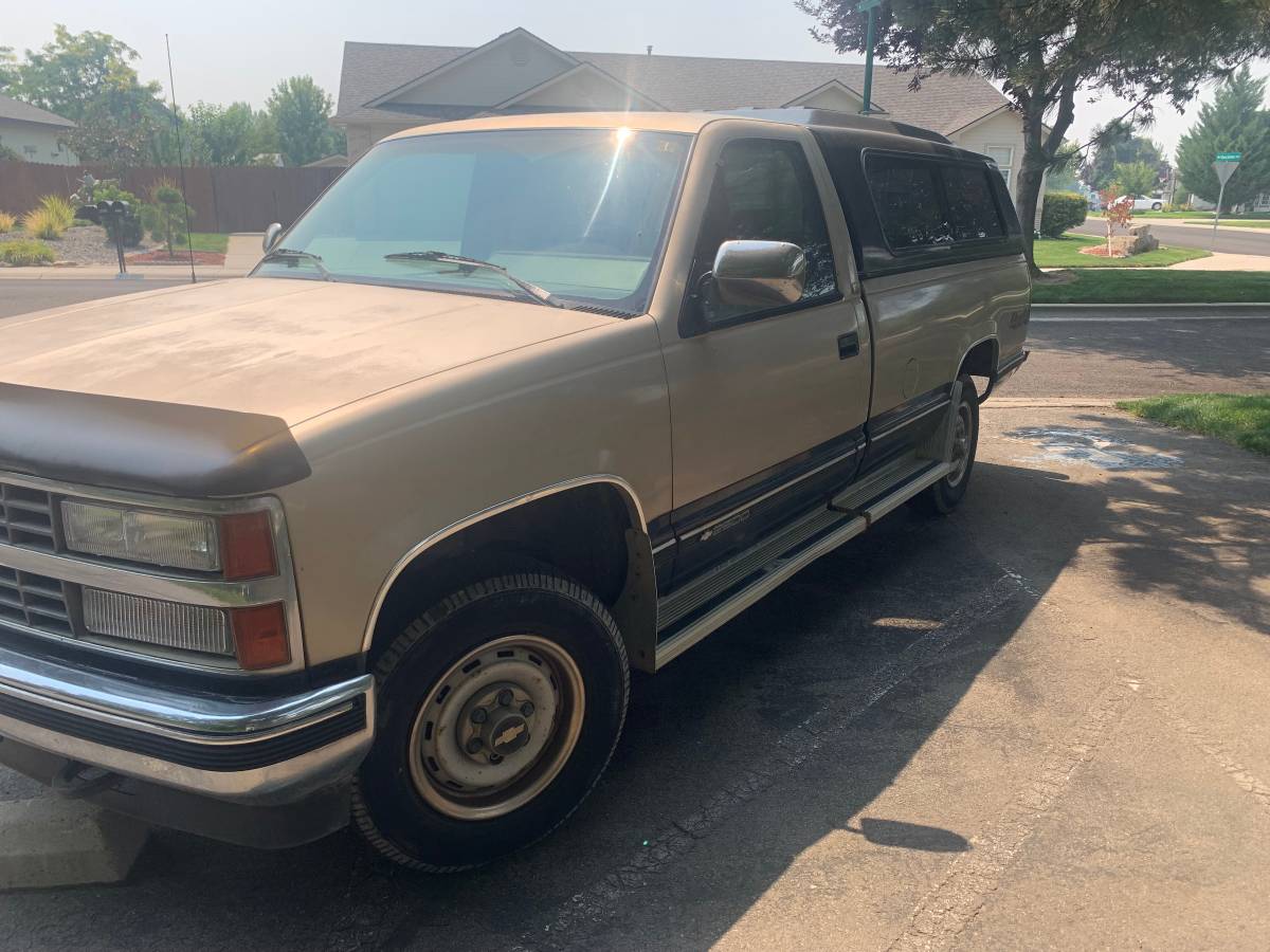 Chevrolet-34-ton-1993-brown