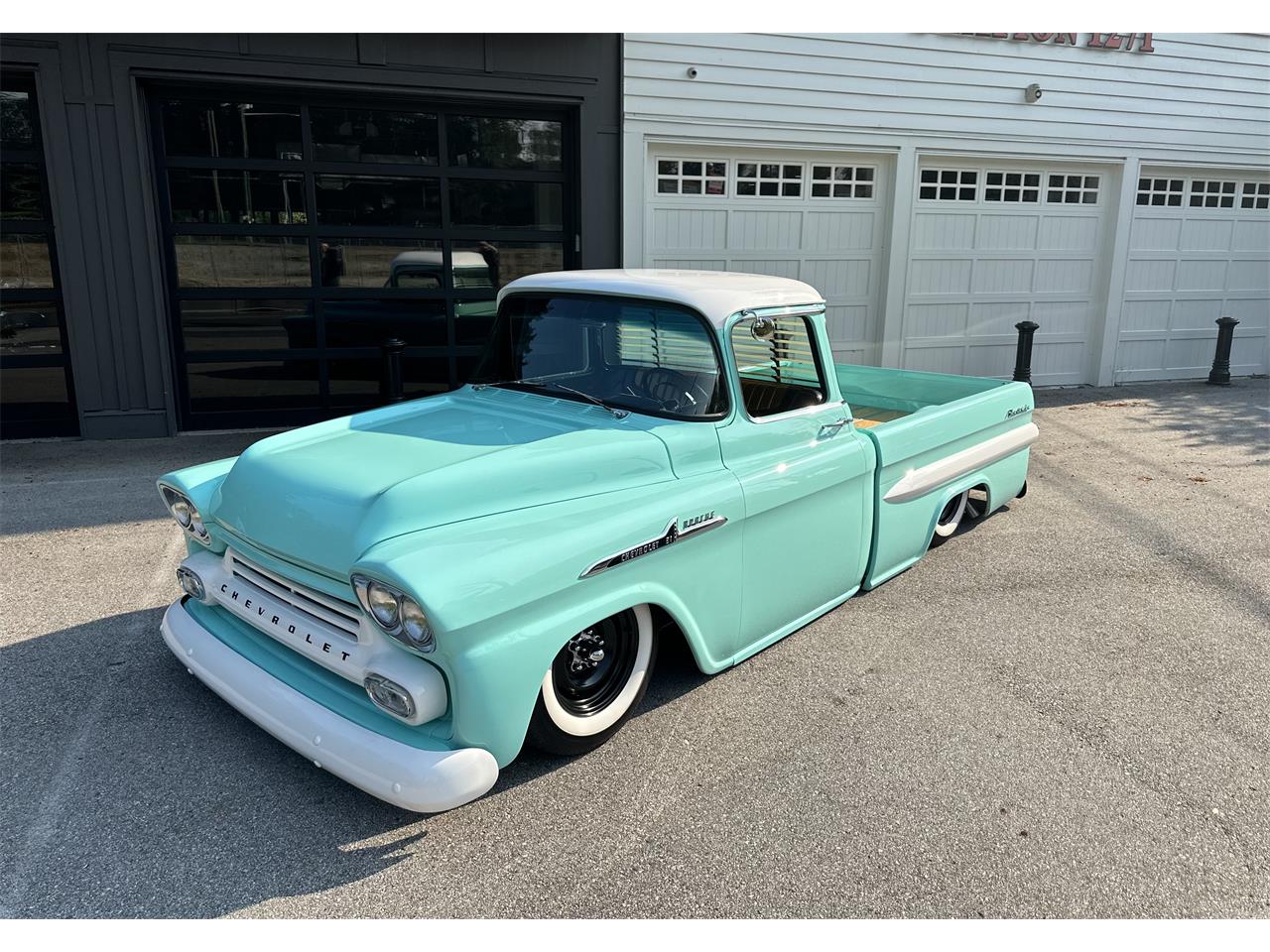 Chevrolet-Apache-1958-Seafoam-Green-Black