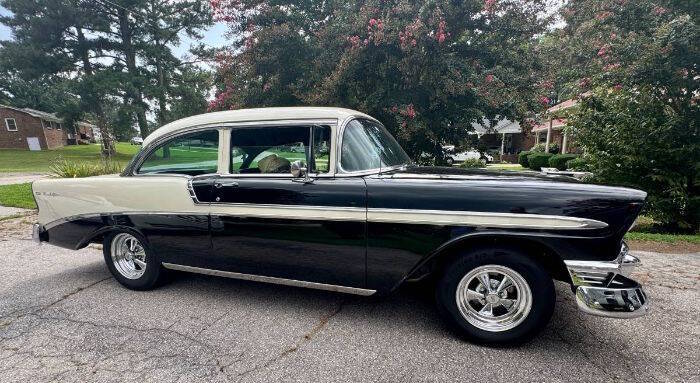 Chevrolet-Bel-air-1956-BlackShoreline-Beige