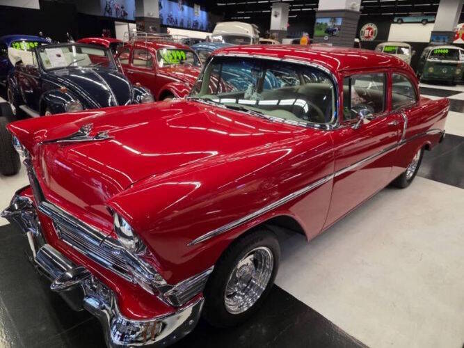 Chevrolet-Bel-air-1956-Red-Tan