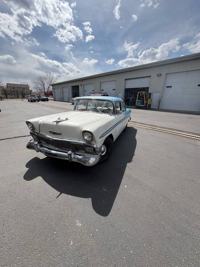 Chevrolet-Bel-air-1956-blue