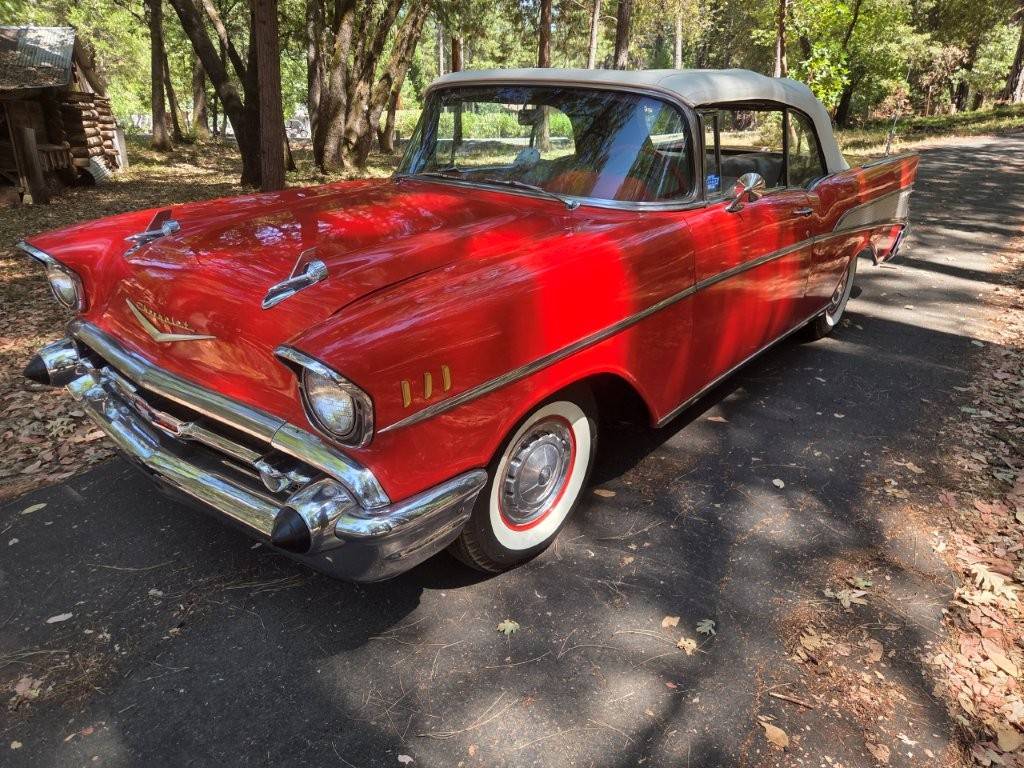 Chevrolet-Belair-convertible-1957-Red