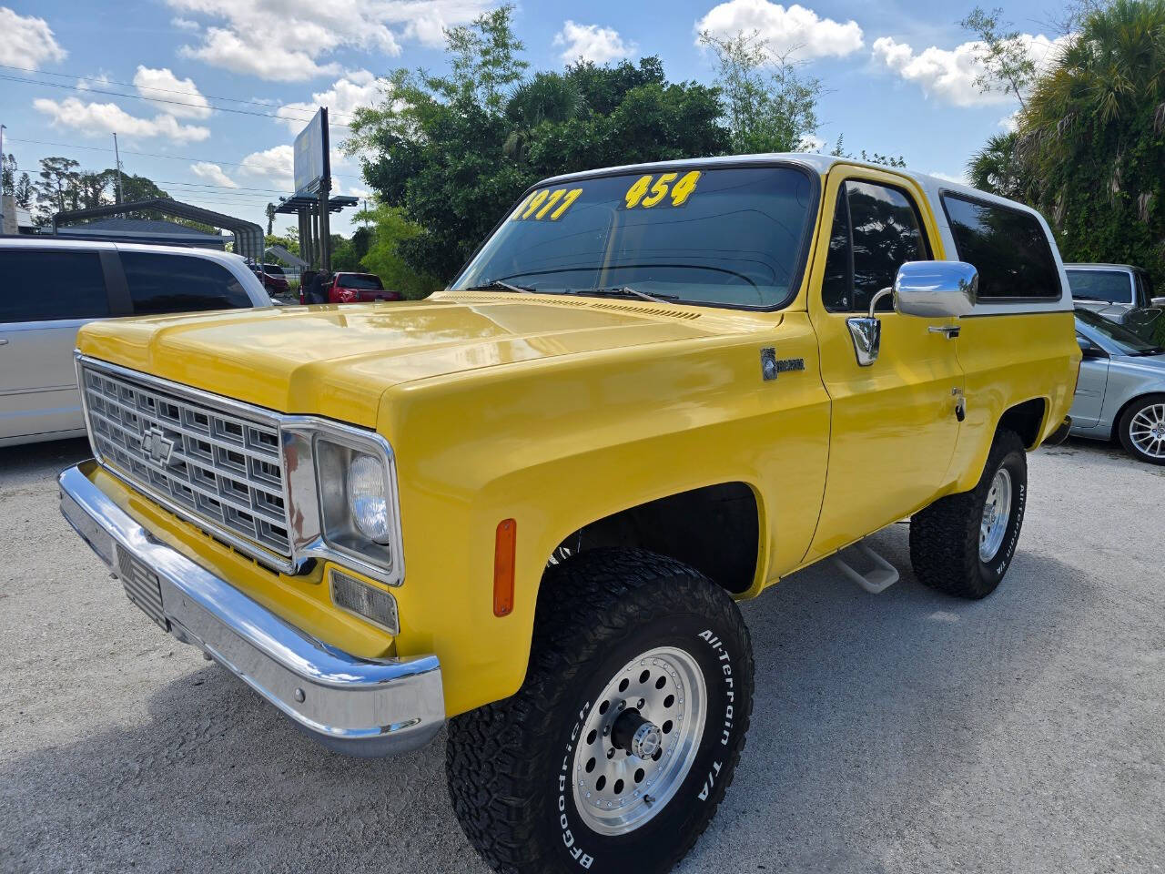 Chevrolet-Blazer-1977-Yellow-Gray