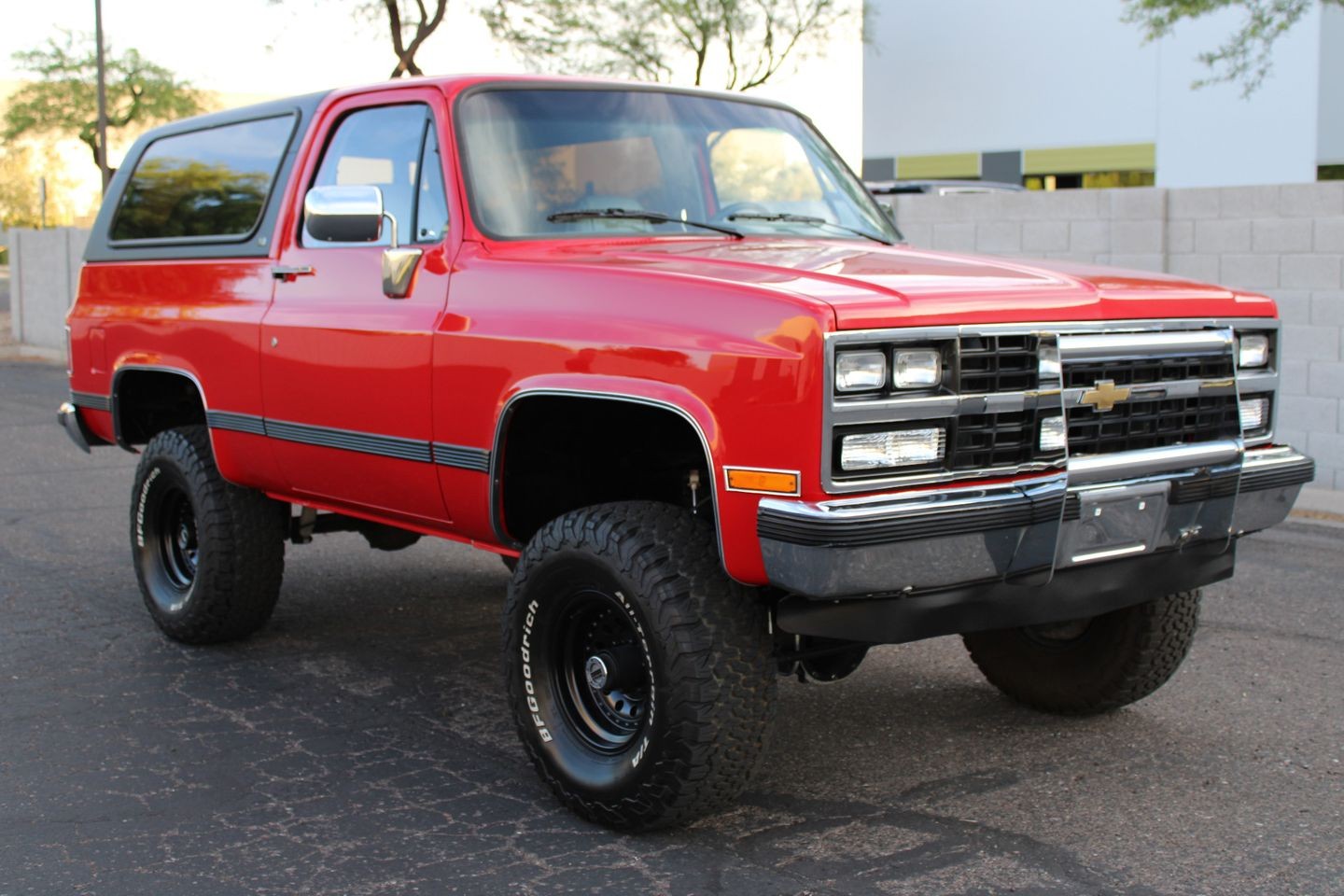 Chevrolet-Blazer-1989-SUV-Gray