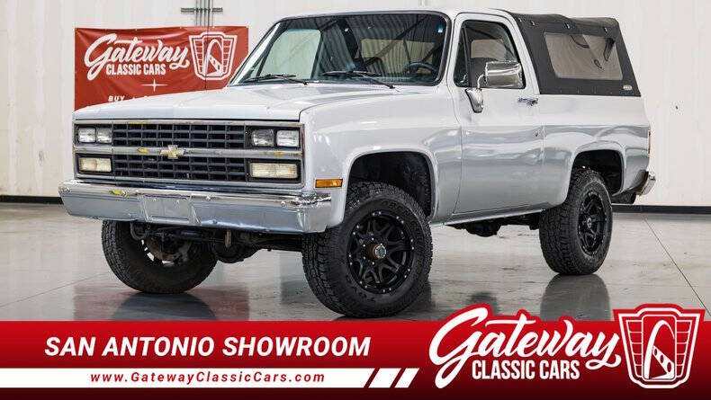 Chevrolet-Blazer-1991-Silver-Black