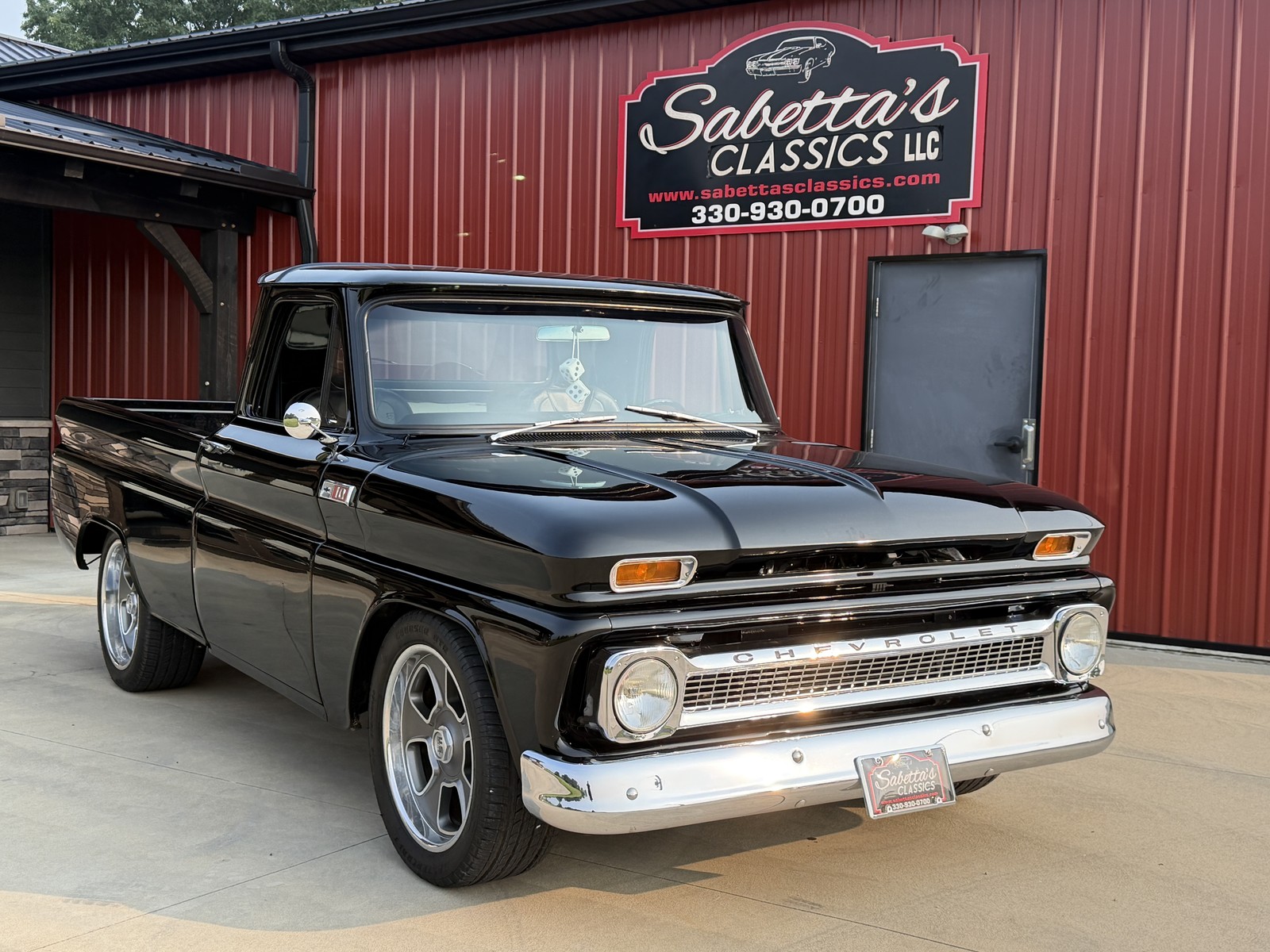 Chevrolet-C-10-1965-Pick-Up-Truck-Black