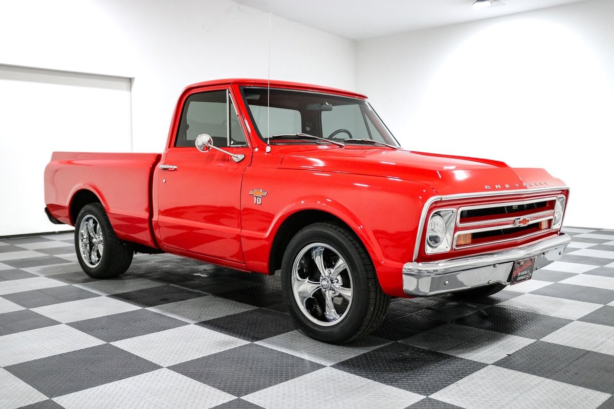 Chevrolet-C-10-1968-Truck-Black