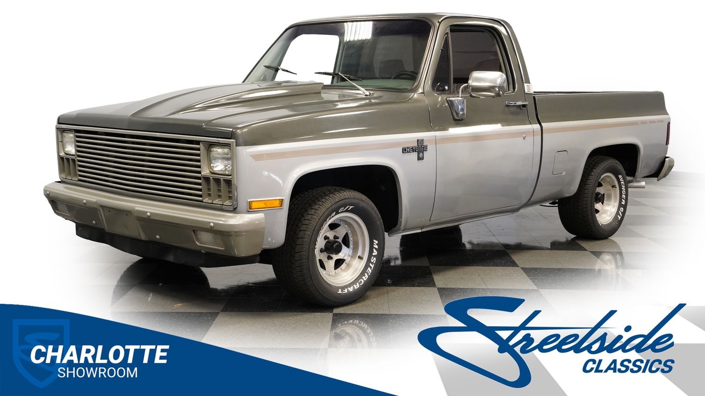 Chevrolet-C-10-1981-Standard-Cab-Pickup-Silver