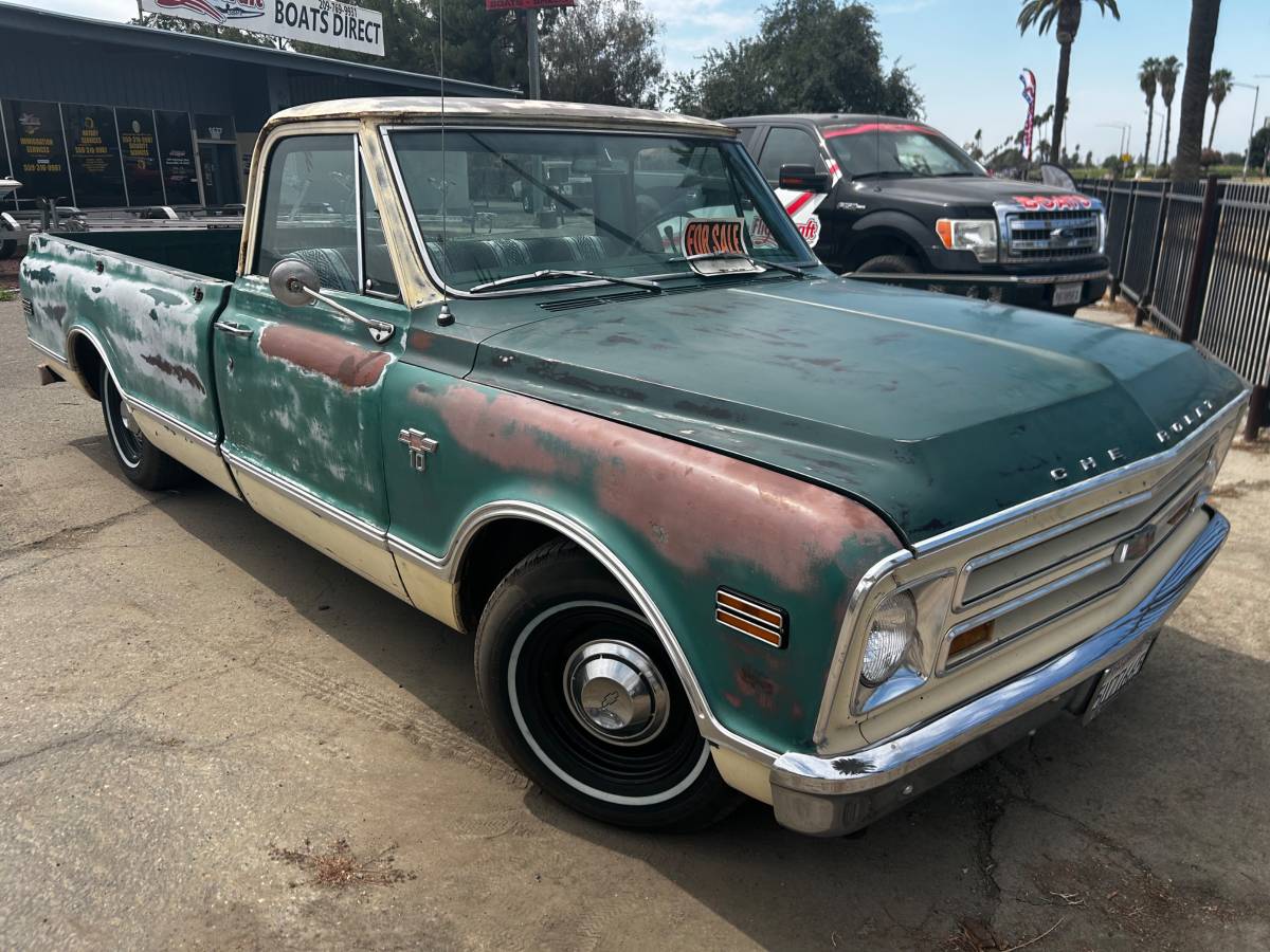 Chevrolet-C10-1968-green