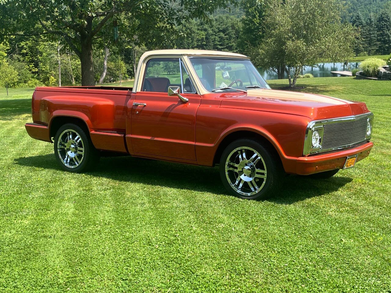 Chevrolet-C10-1969-Orange-Black