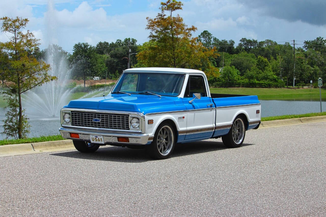 Chevrolet-C10-1972-Blue-And-White-Blue-And-White-Houndstooth