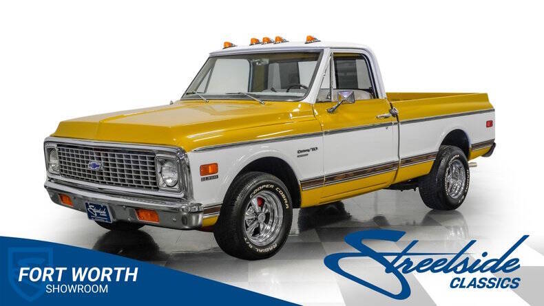 Chevrolet-C10-1972-Okra-White