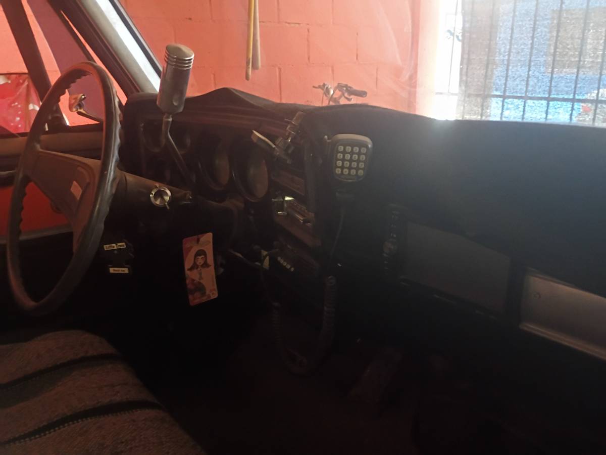 Chevrolet-C10-1980-black