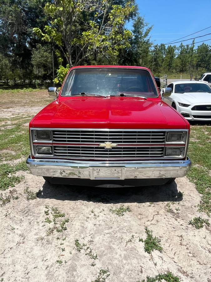 Chevrolet-C10-1984-custom