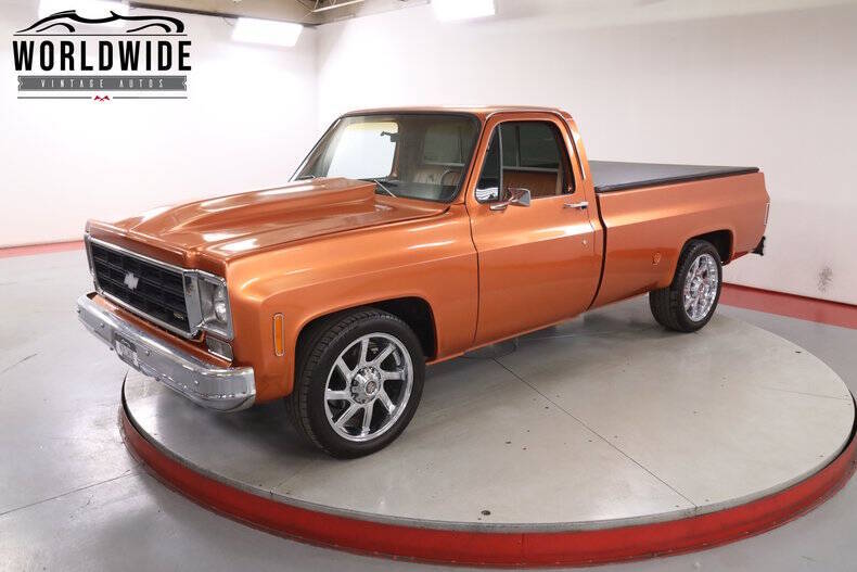 Chevrolet-C20-1977-Orange-Orange