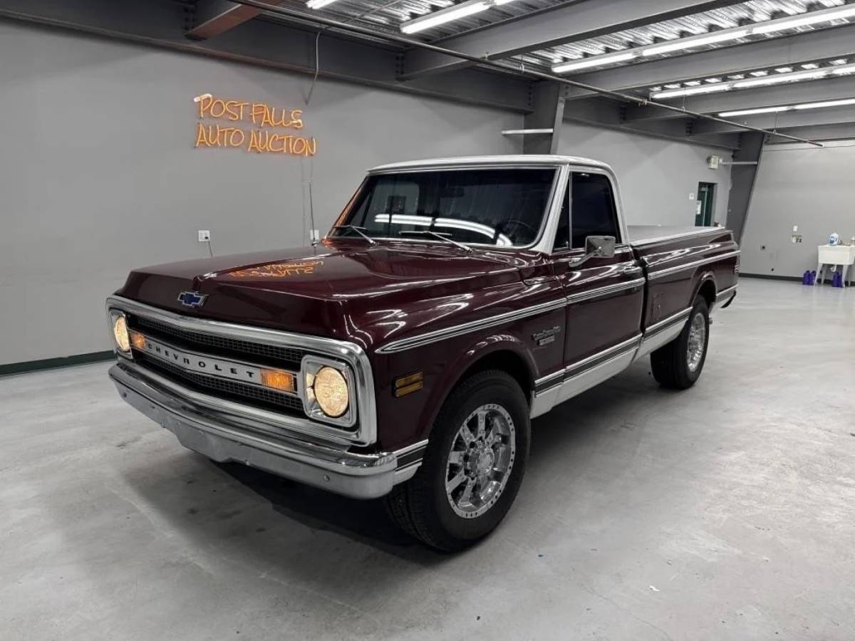 Chevrolet-C20-custom-1969-custom