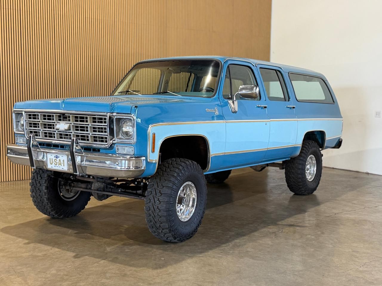Chevrolet C/K 10 Suburban 1977