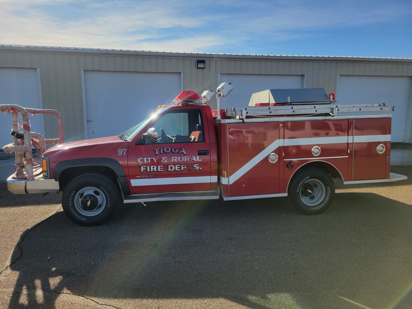 Chevrolet-CK-Pickup-3500-1994-Red