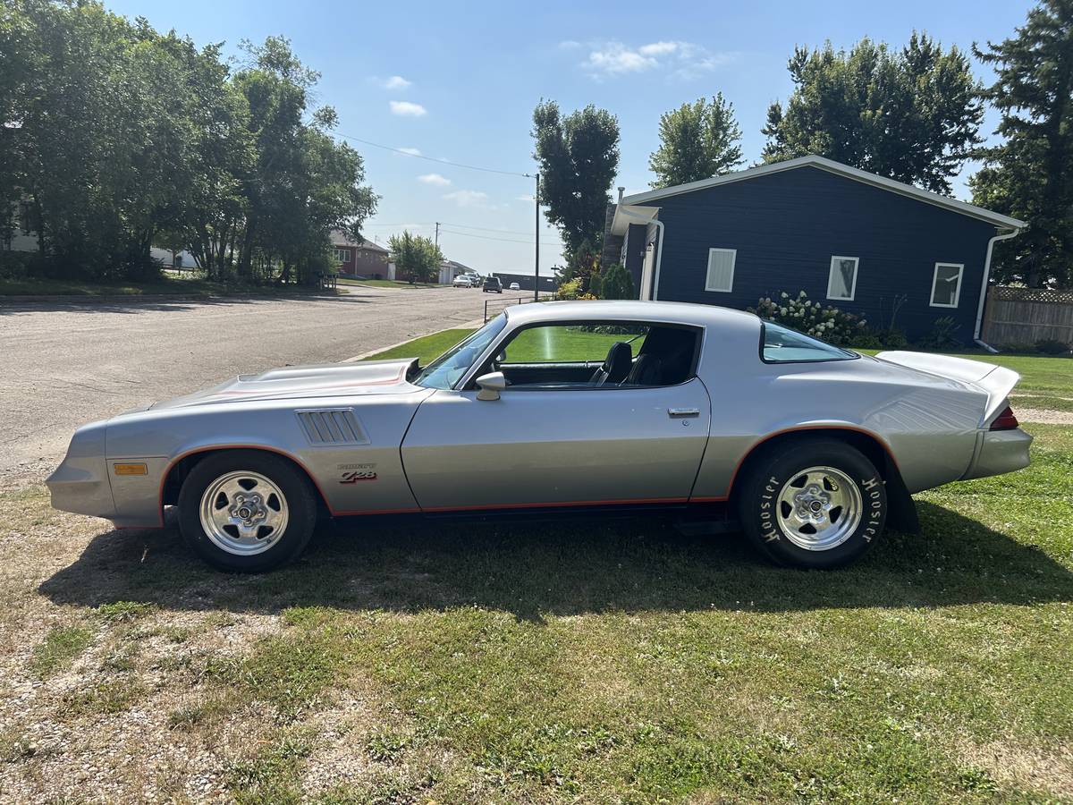 Chevrolet-Camaro-1978