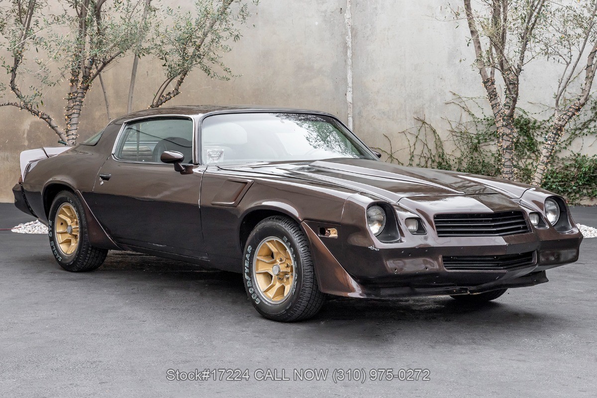 Chevrolet-Camaro-1981-Coupe
