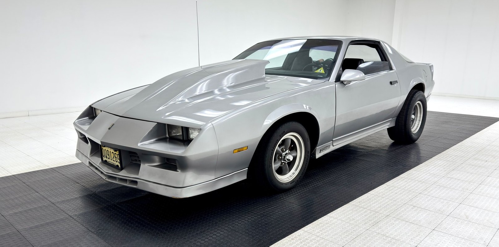 Chevrolet-Camaro-1986-Coupe-Black