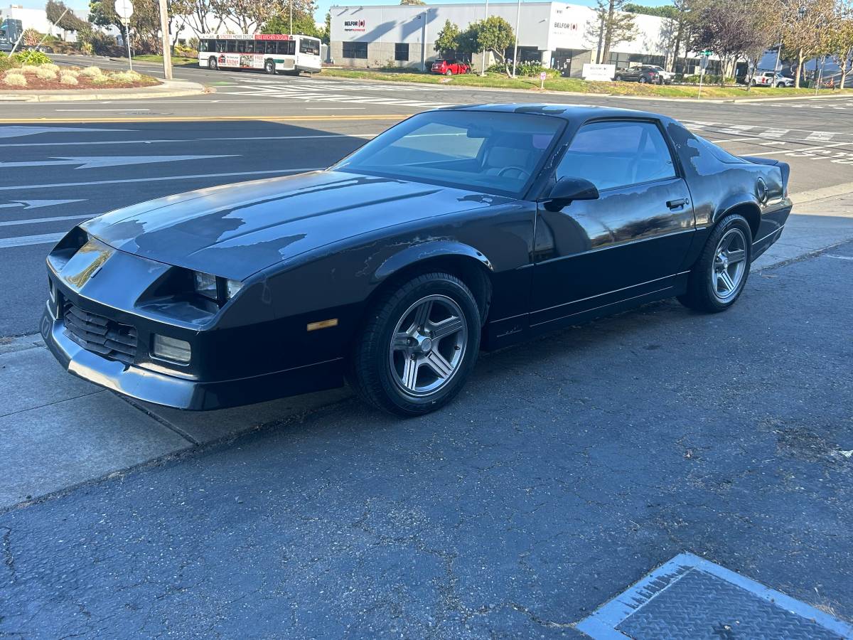 Chevrolet-Camaro-1988-black