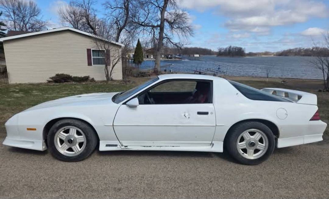 Chevrolet-Camaro-1991