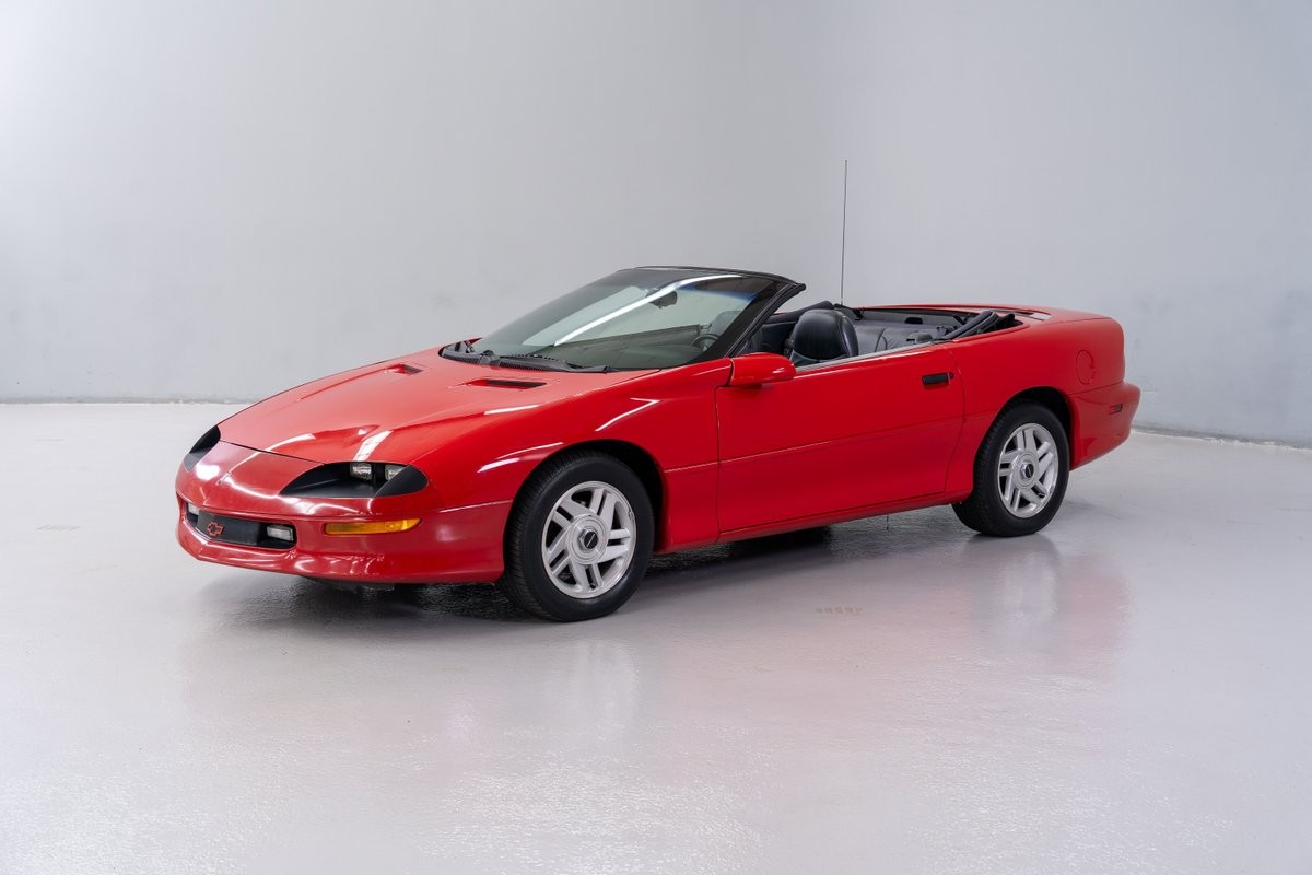Chevrolet-Camaro-1996-Convertible-Black