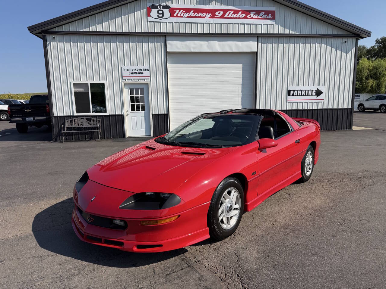 Chevrolet-Camaro-1996-Red-Black