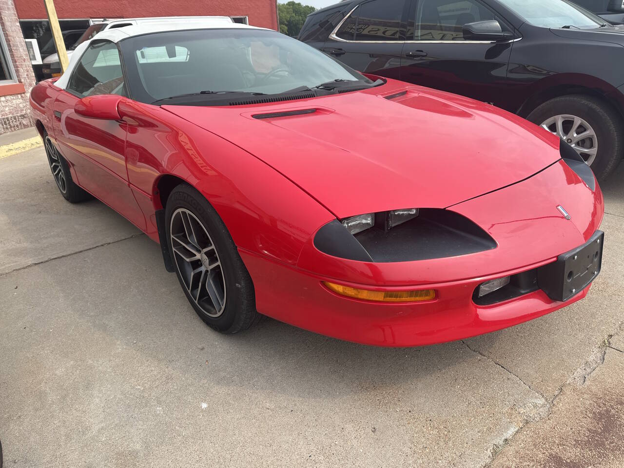 Chevrolet-Camaro-1996-Red-Gray