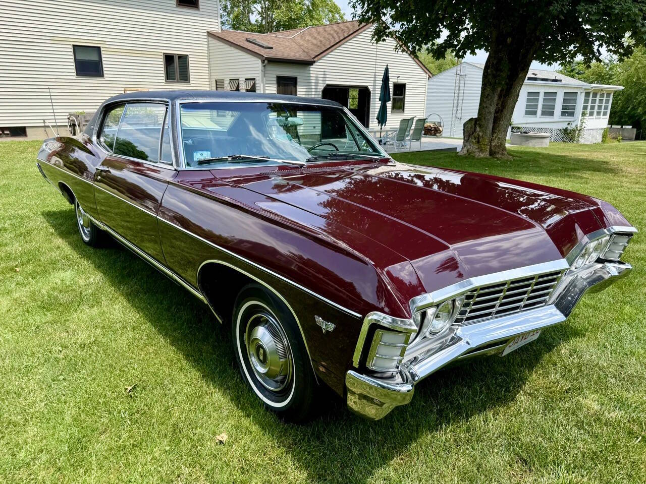 Chevrolet-Caprice-1967-Madeira-Maroon-Black