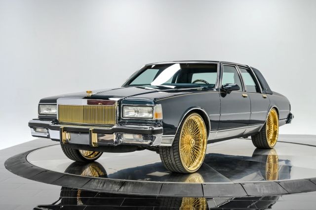 Chevrolet-Caprice-1987-Sedan-Blue