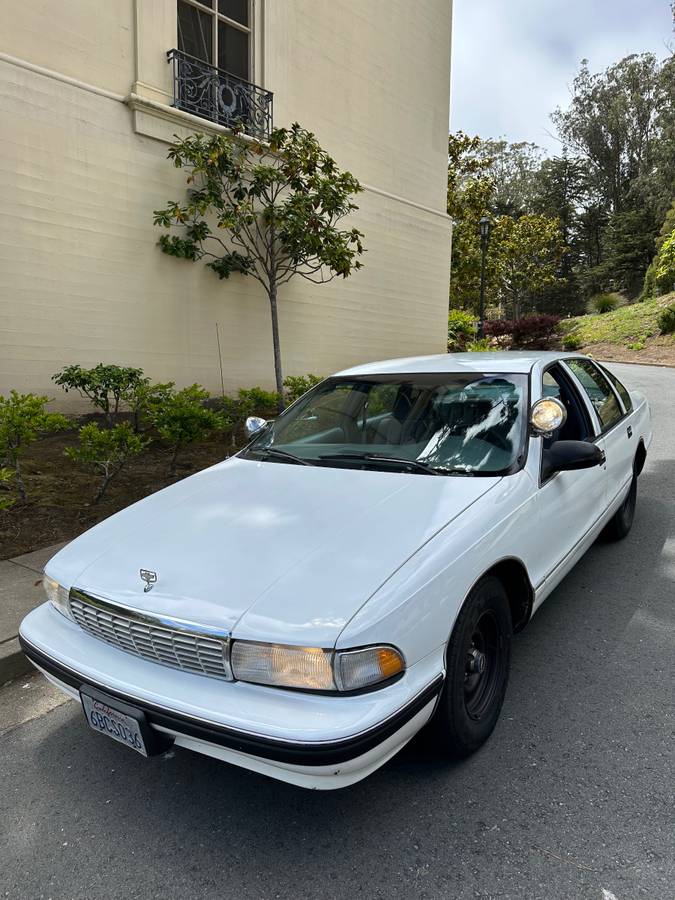Chevrolet-Caprice-1996