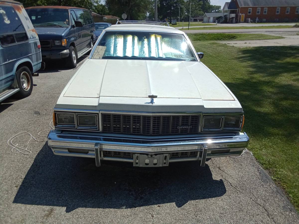 Chevrolet-Caprice-classic-1979