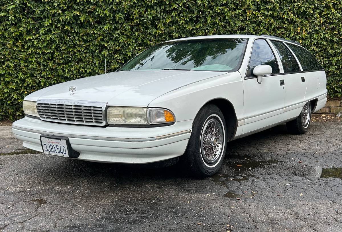 Chevrolet-Caprice-classic-wagon-1994-white