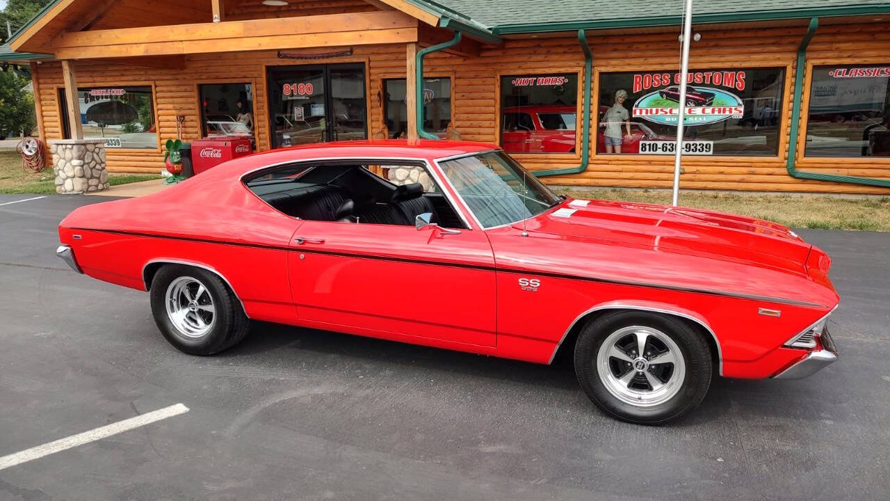 Chevrolet-Chevelle-1969-Torch-Red-Black