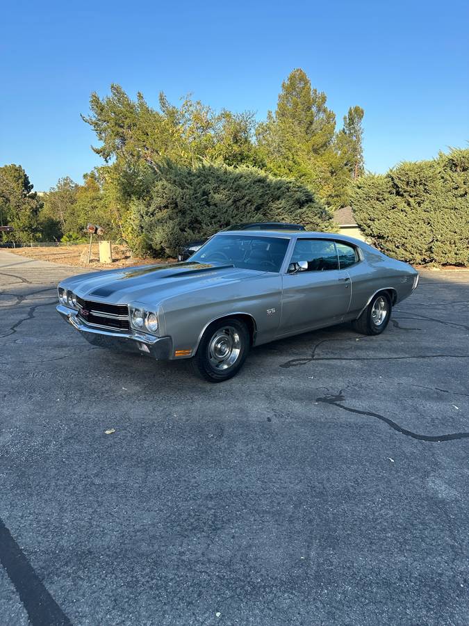 Chevrolet-Chevelle-1970-silver