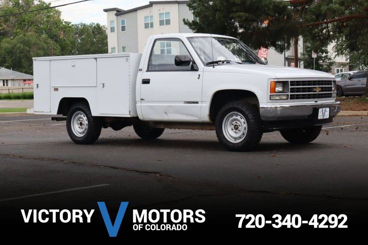 Chevrolet-Ck-2500-series-1988-white