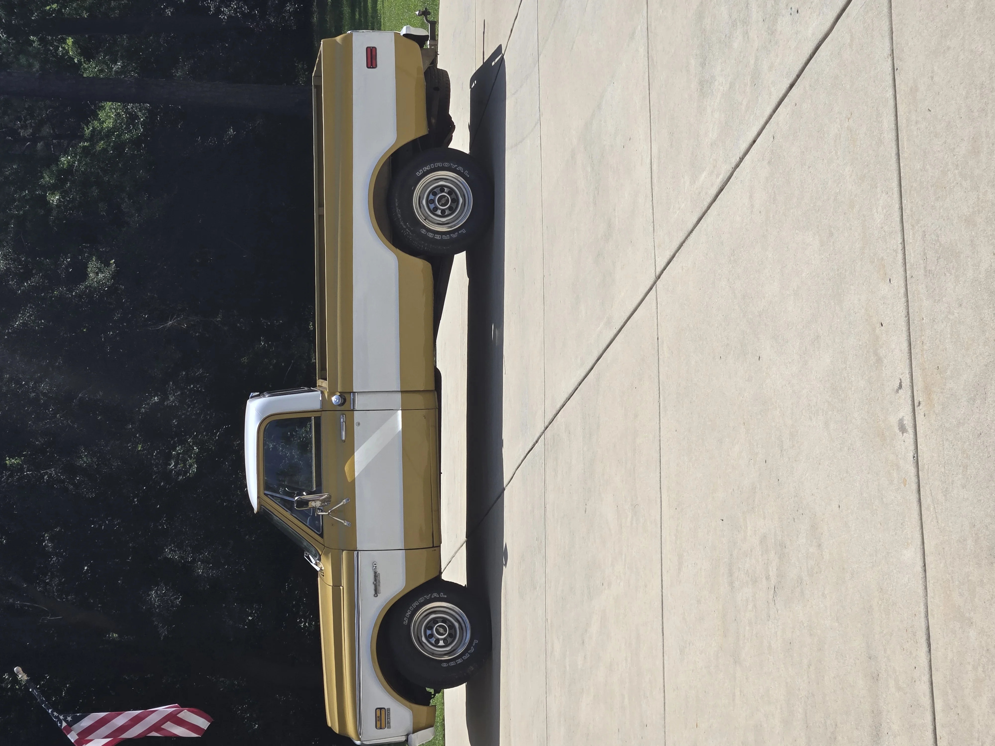Chevrolet-Ck-truck-1971-Gold-Black