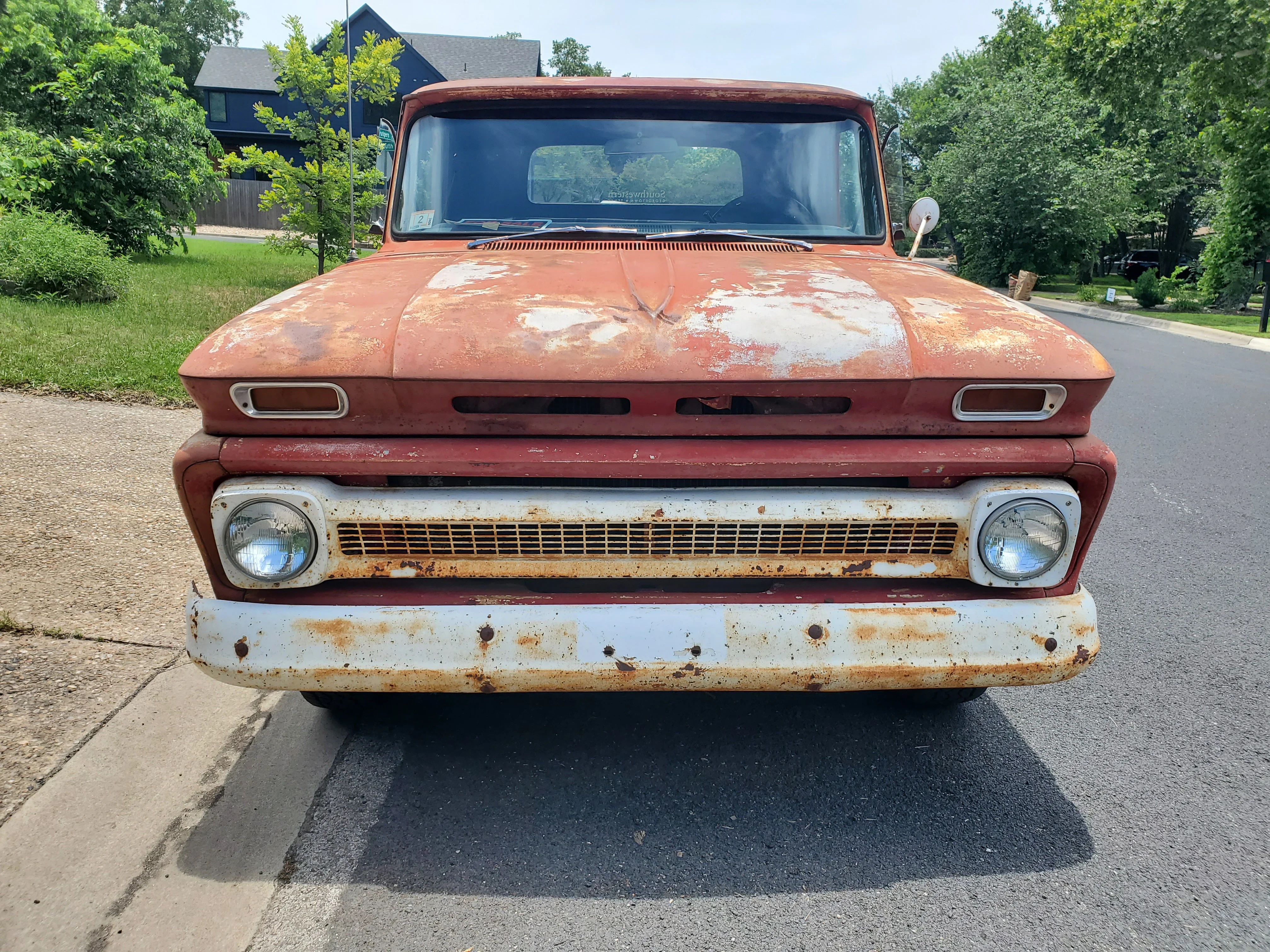 Chevrolet-Ck-truck-c10-1965-12550-RedWhite-Leather