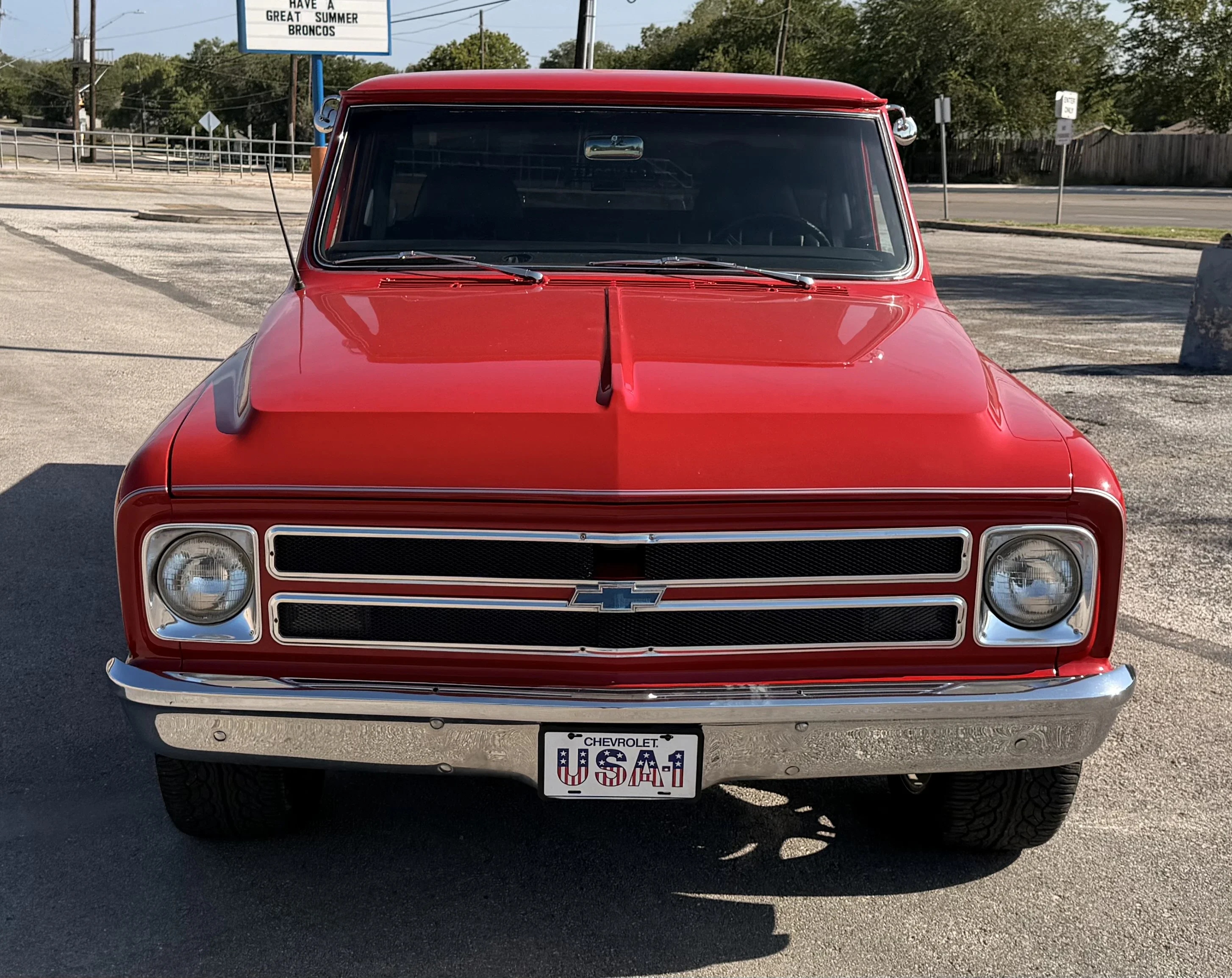 Chevrolet-Ck-truck-c10-1968-Red-Black
