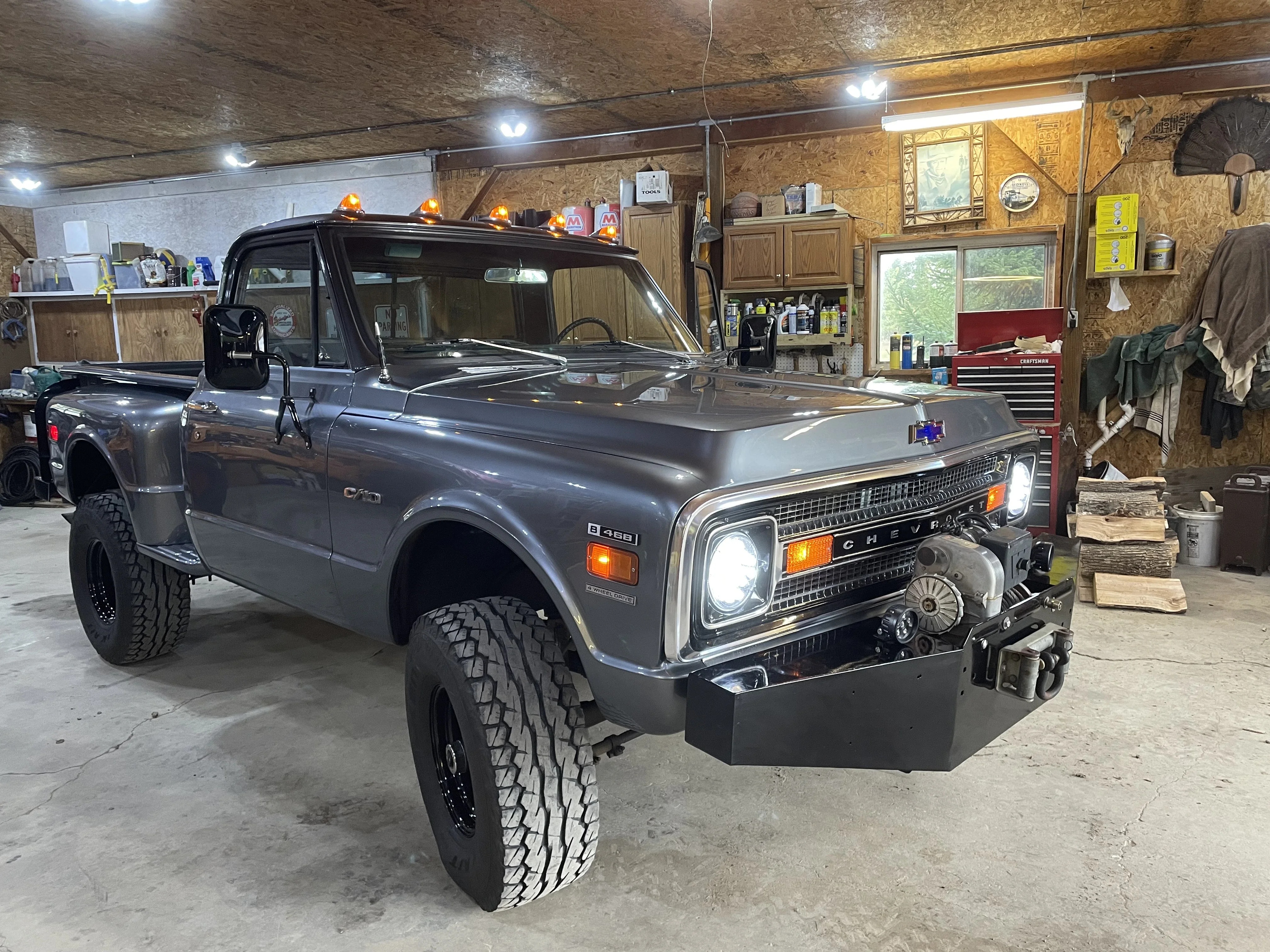 Chevrolet-Ck-truck-c10-1970-Gray-Gray