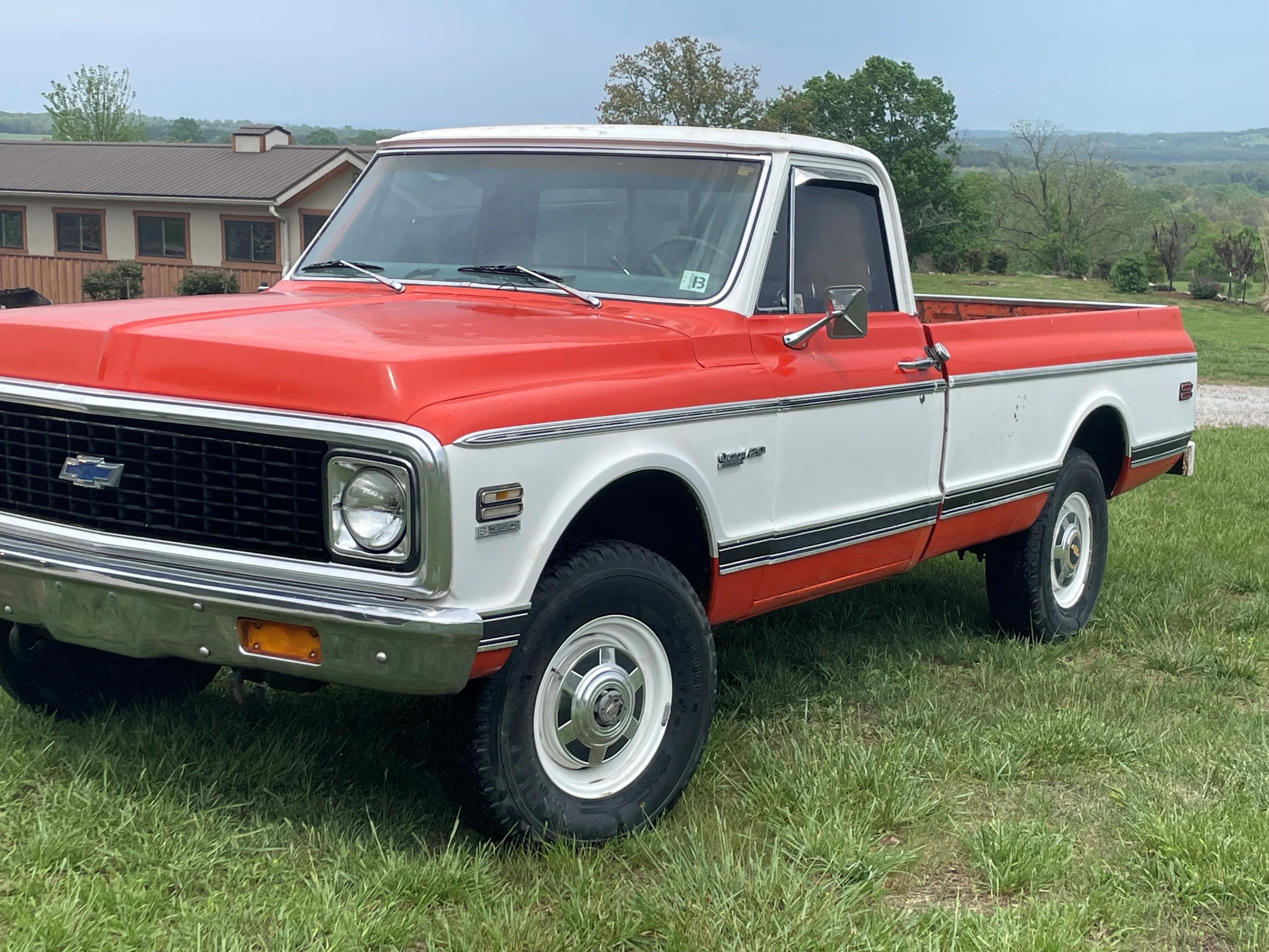 Chevrolet-Ck-truck-custom-deluxe-1972-Orange-Orange