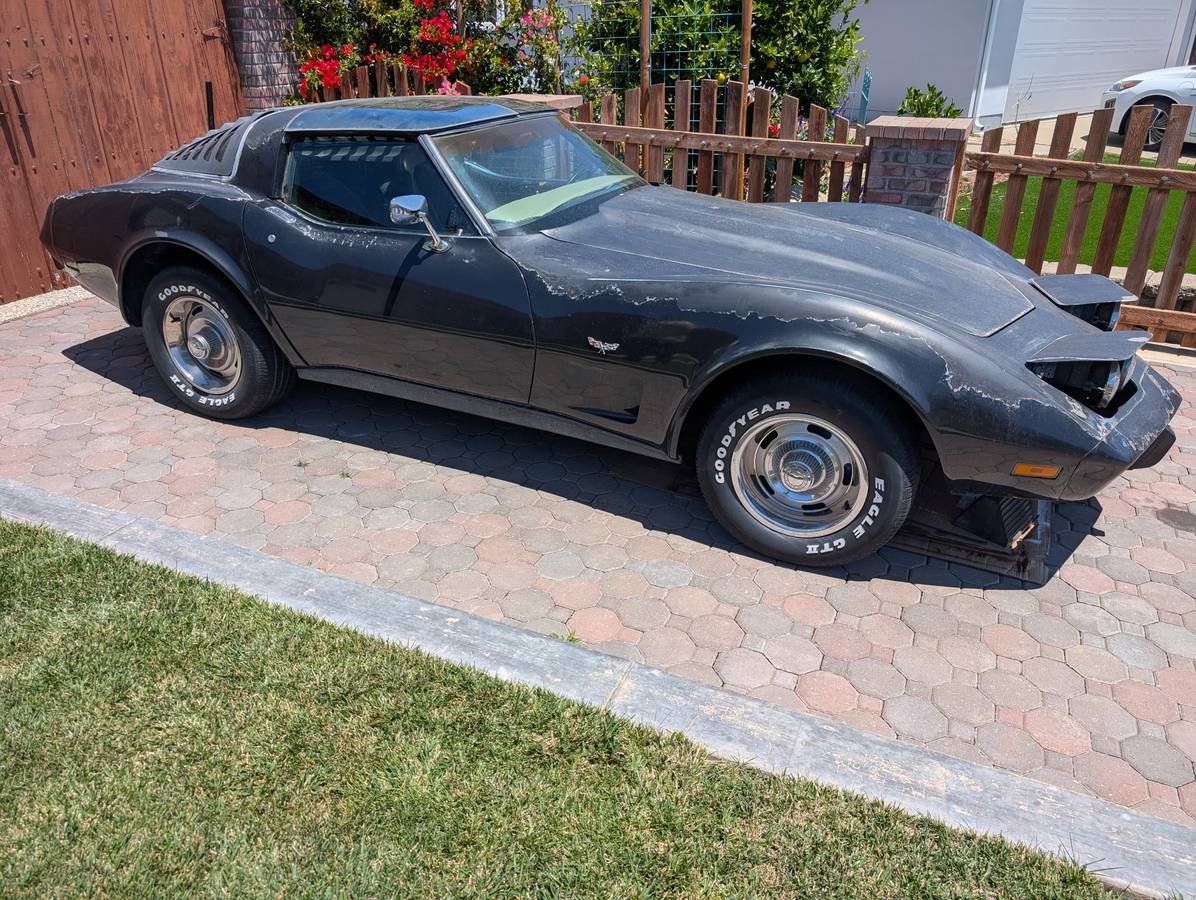 Chevrolet-Corcette-1979