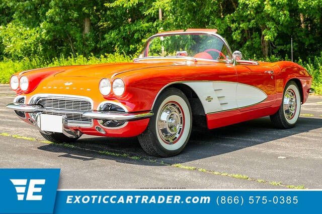 Chevrolet-Corvette-1961-Roman-Red-Red